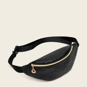 Quilted zip front Fanny pack